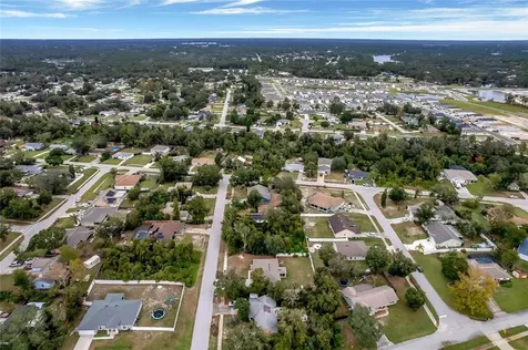 401 Elkin Avenue Deltona FL 32738