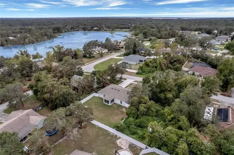 401 Elkin Avenue Deltona FL 32738