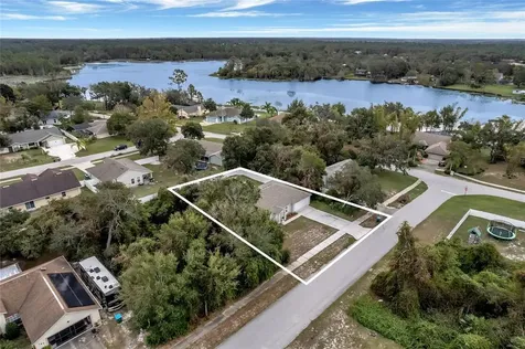 401 Elkin Avenue Deltona FL 32738