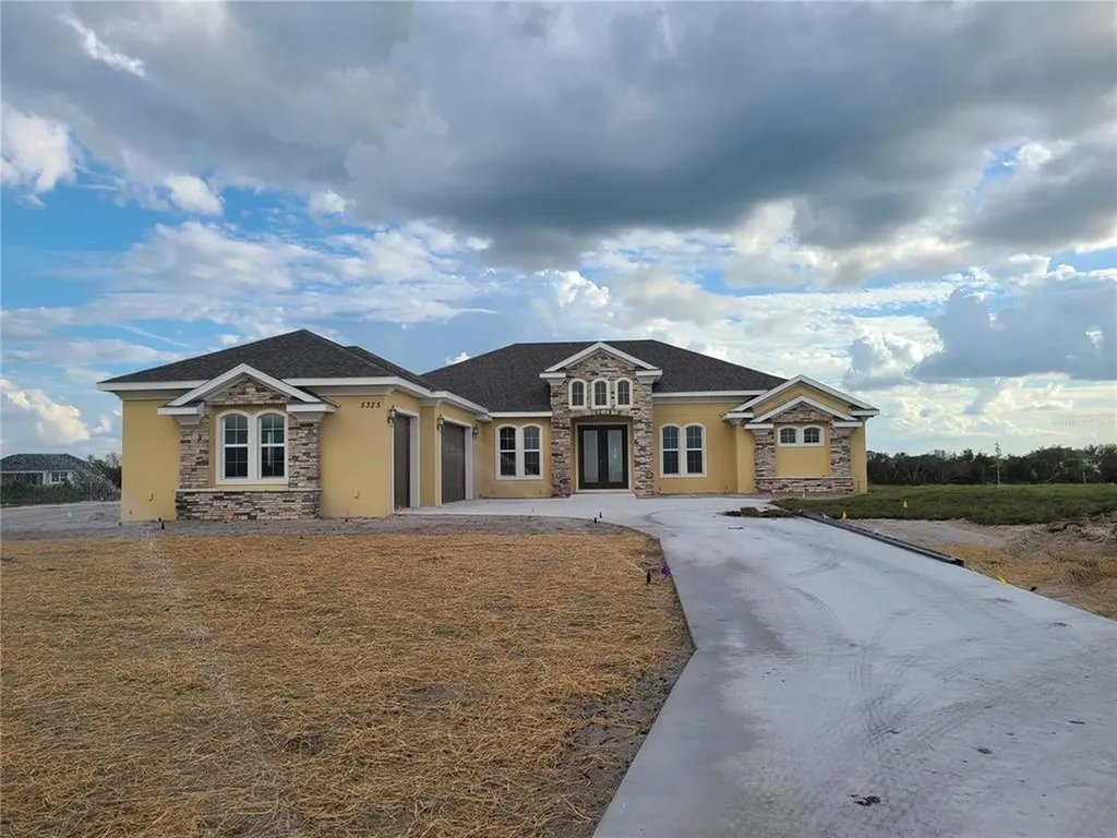 5325 San Remo Circle Wimauma FL 33598
