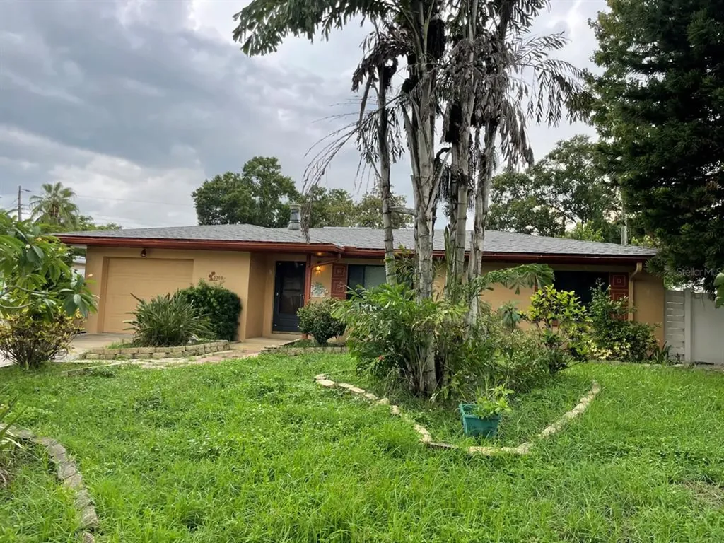 2205 Arlington Place Clearwater FL 33765
