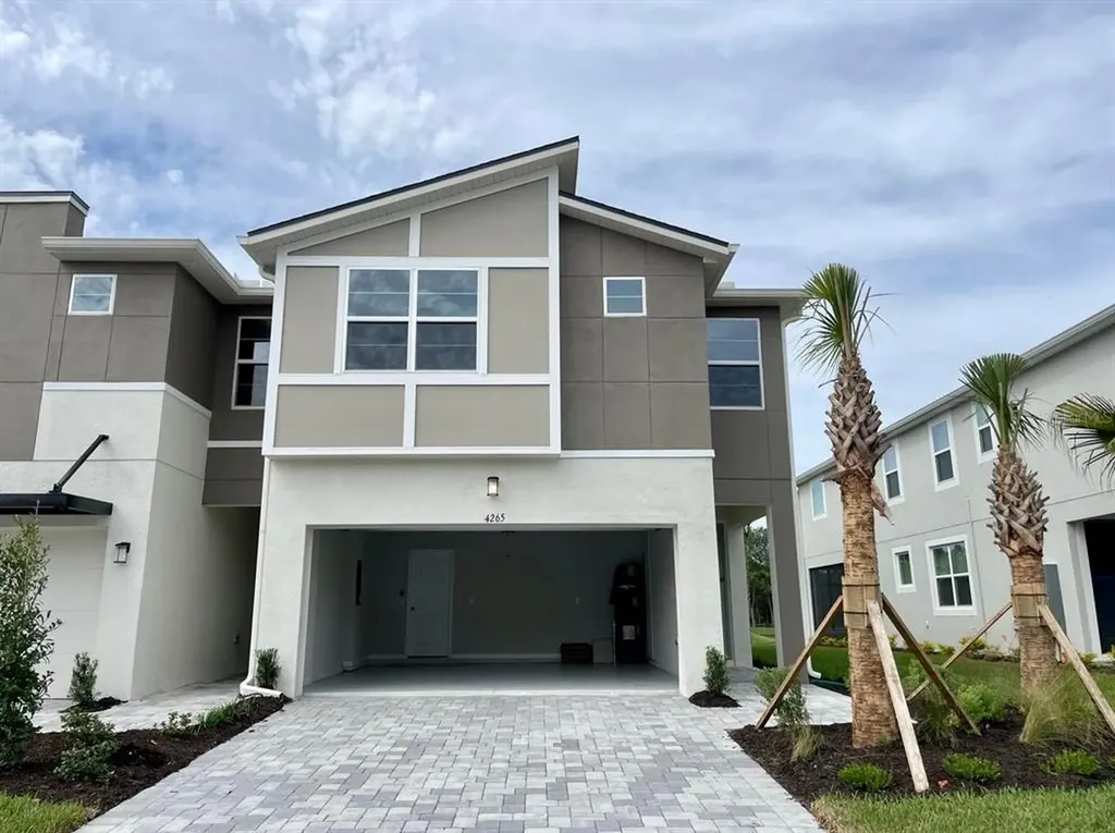 4265 Cloud Hopper Way Lutz FL 33559