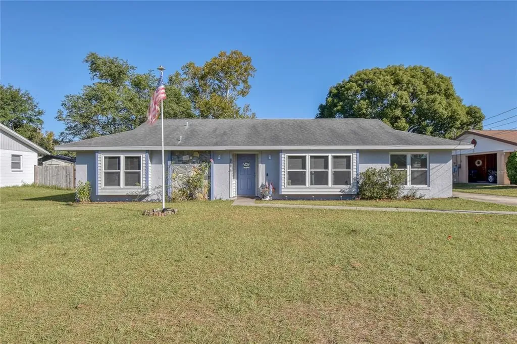 5301 SE 107th Street Belleview FL 34420