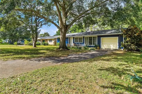 525 64th Avenue S St Petersburg FL 33705