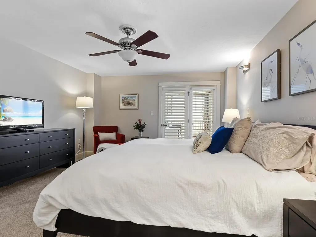 5760 Midnight Pass Road Sarasota FL 34242