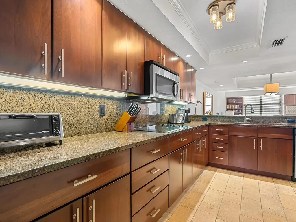 5760 Midnight Pass Road Sarasota FL 34242