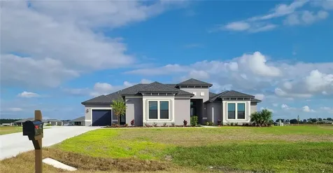 5222 Lake Toscana Drive Wimauma FL 33598