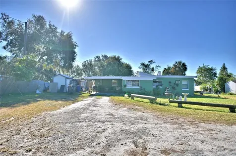 2018 Spirit Lake Road Winter Haven FL 33880