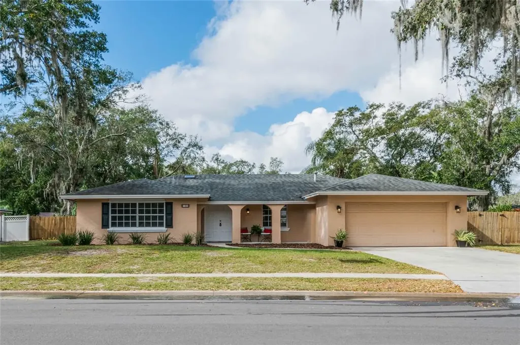 102 Poplar Place Longwood FL 32750
