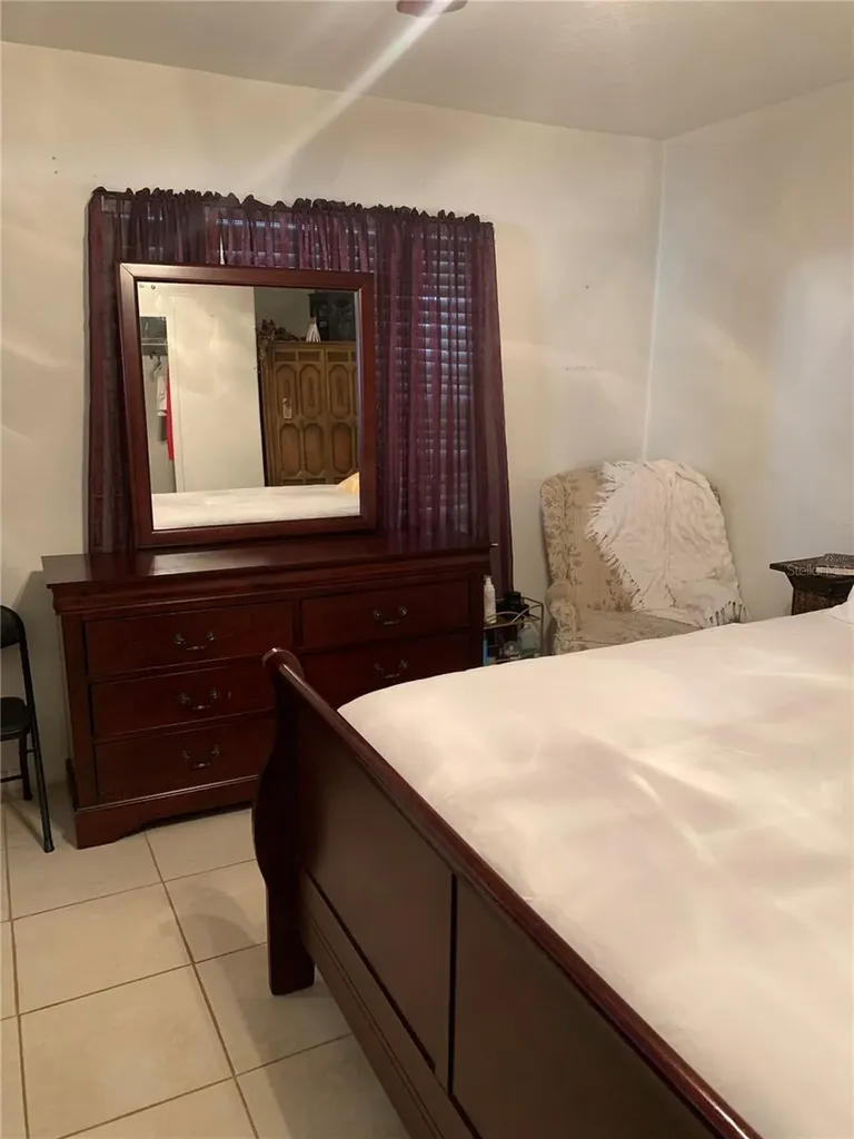 1023 W Gore Street W Orlando FL 32805