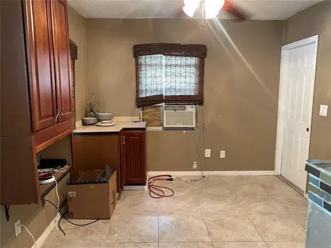 1023 W Gore Street W Orlando FL 32805
