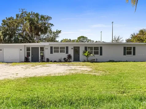 926 Ponder Avenue Sarasota FL 34232
