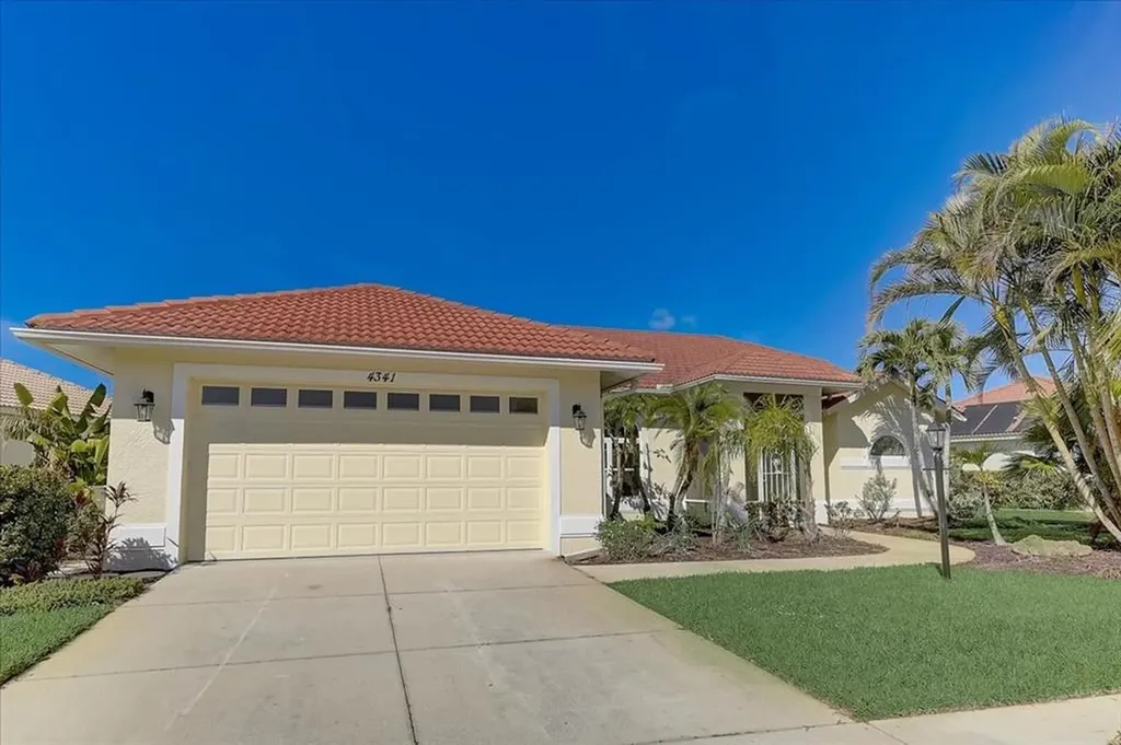 4341 Via Del Santi Venice FL 34293