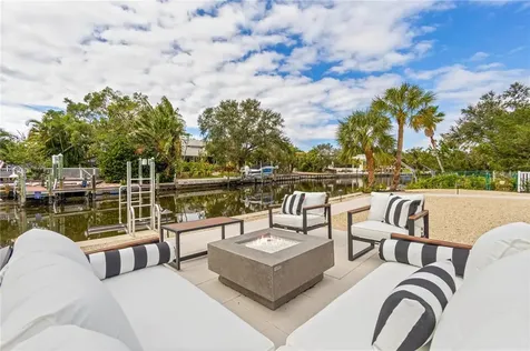 525 Treasure Boat Way Sarasota FL 34242