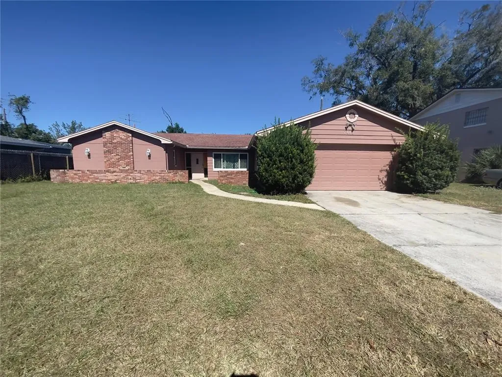 7013 Willowwood Street Orlando FL 32818