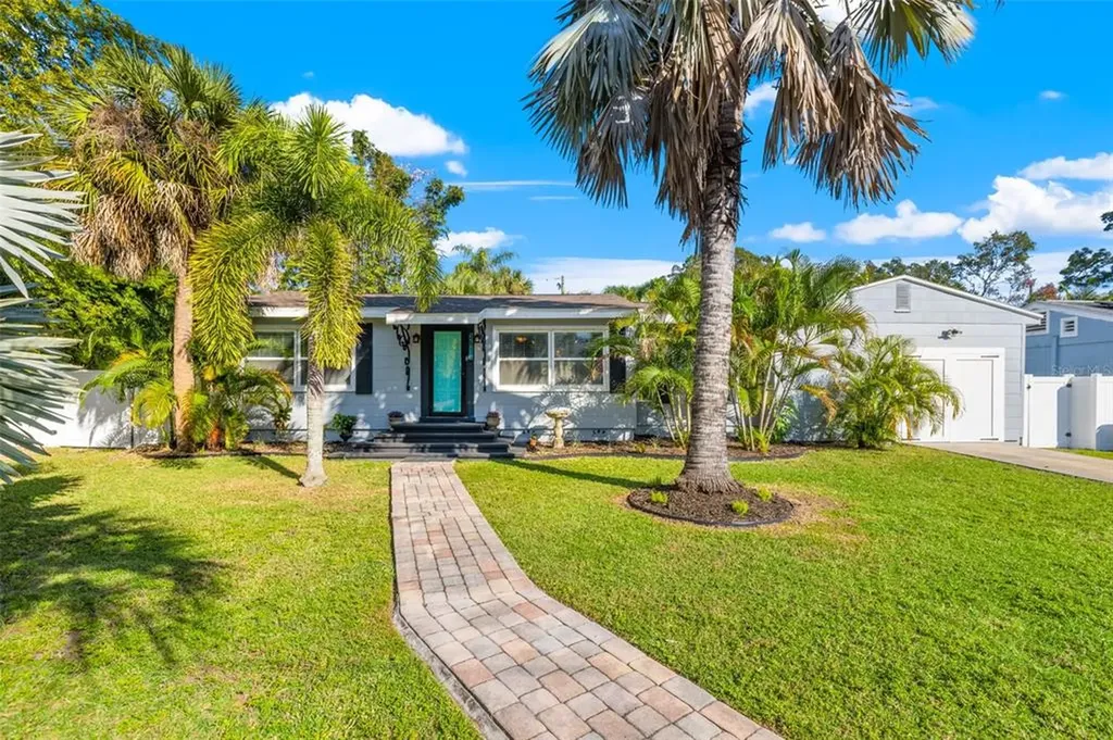 2618 Tifton Street S Gulfport FL 33711