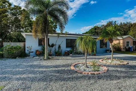 1460 77th Avenue N St Petersburg FL 33702