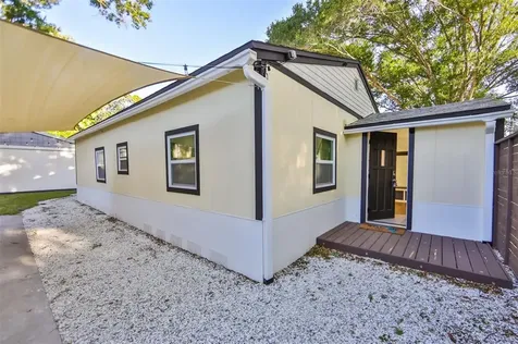 6466 30th Way N St Petersburg FL 33702