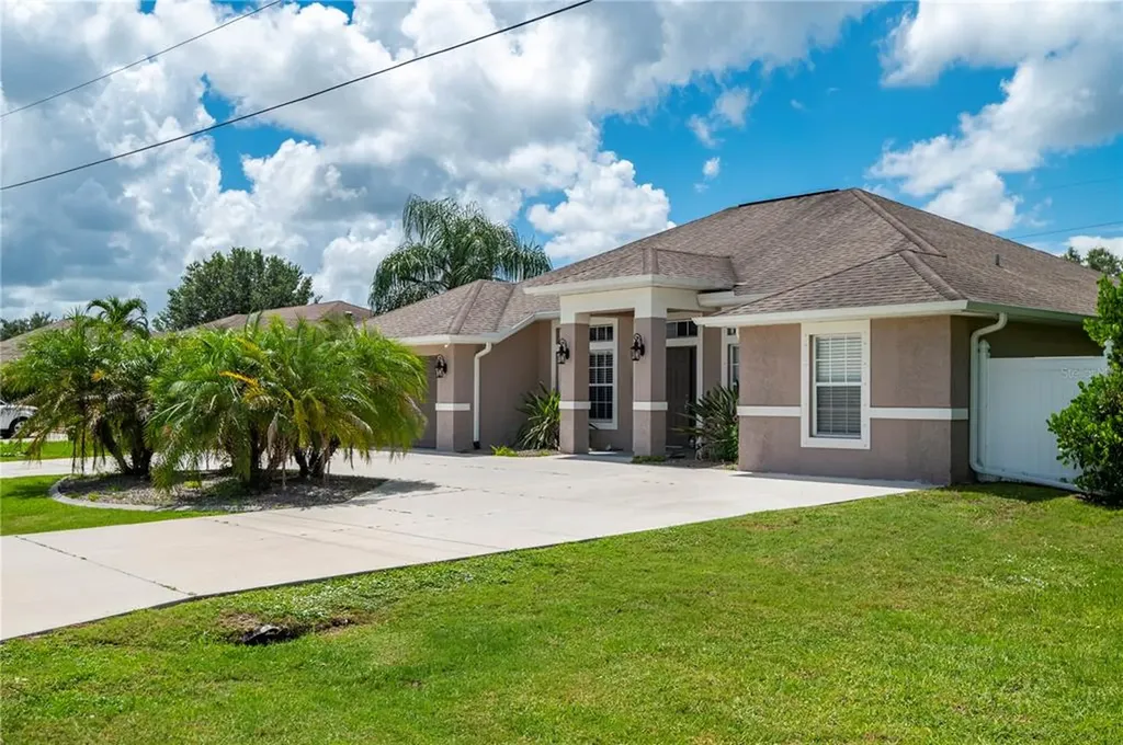 27261 Porto Nacional Drive Punta Gorda FL 33983