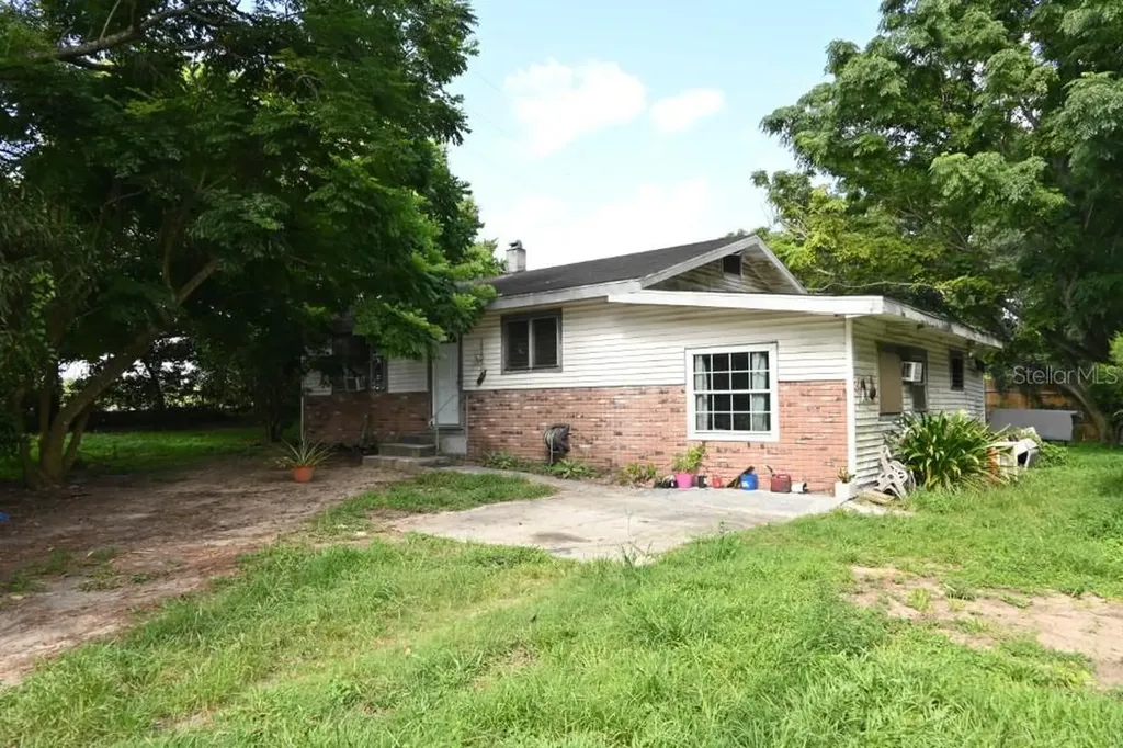 11737 Carmen Avenue Dade City FL 33525