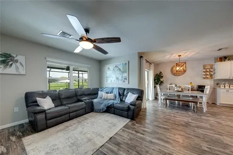 5708 71st Street E Palmetto FL 34221