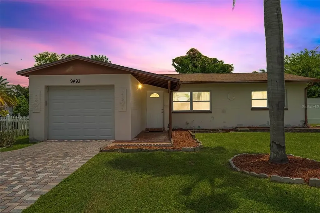 9493 55th Street N Pinellas Park FL 33782