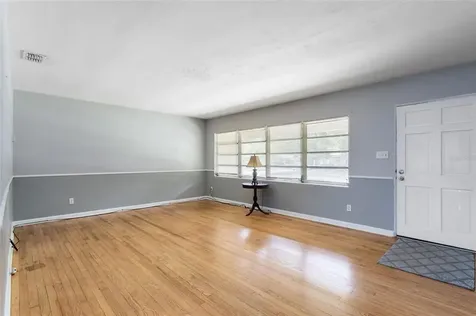 836 Baltimore Drive Orlando FL 32810