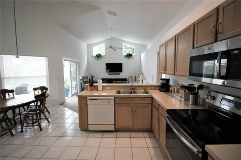 235 Baypoint Drive Davenport FL 33837