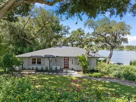 790 Anderson Drive Tavares FL 32778