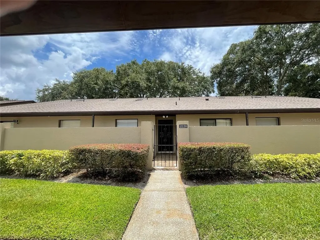 2220 Sawgrass Court Winter Haven FL 33884