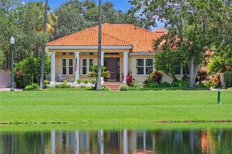 4633 Skimmer Way S St Petersburg FL 33711