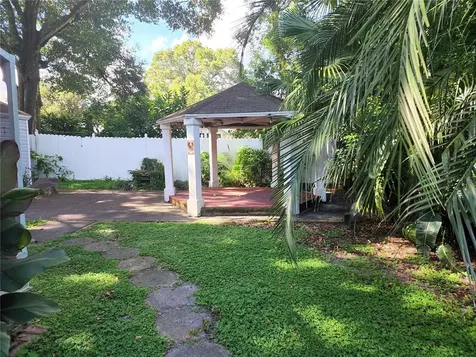 1203 E Idlewild Avenue Tampa FL 33604