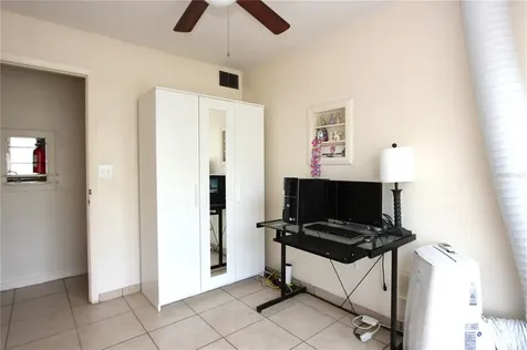 5359 Angus Avenue Orlando FL 32810