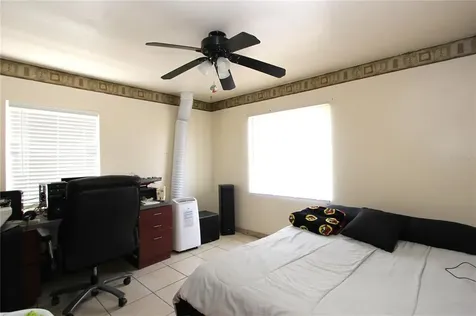 5359 Angus Avenue Orlando FL 32810