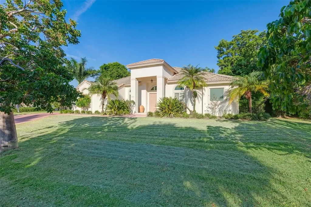 16761 SW 86th Court Palmetto Bay FL 33157