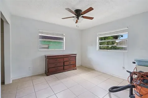 2908 N 17th Street Tampa FL 33605