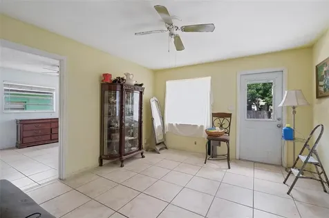 2908 N 17th Street Tampa FL 33605