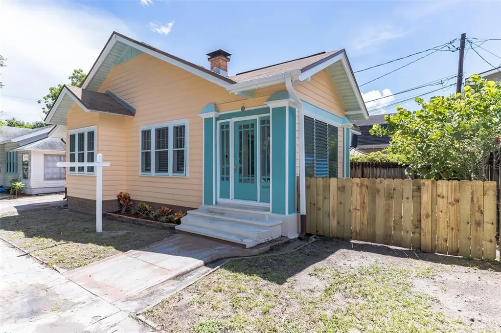 756 32nd Avenue N St Petersburg FL 33704