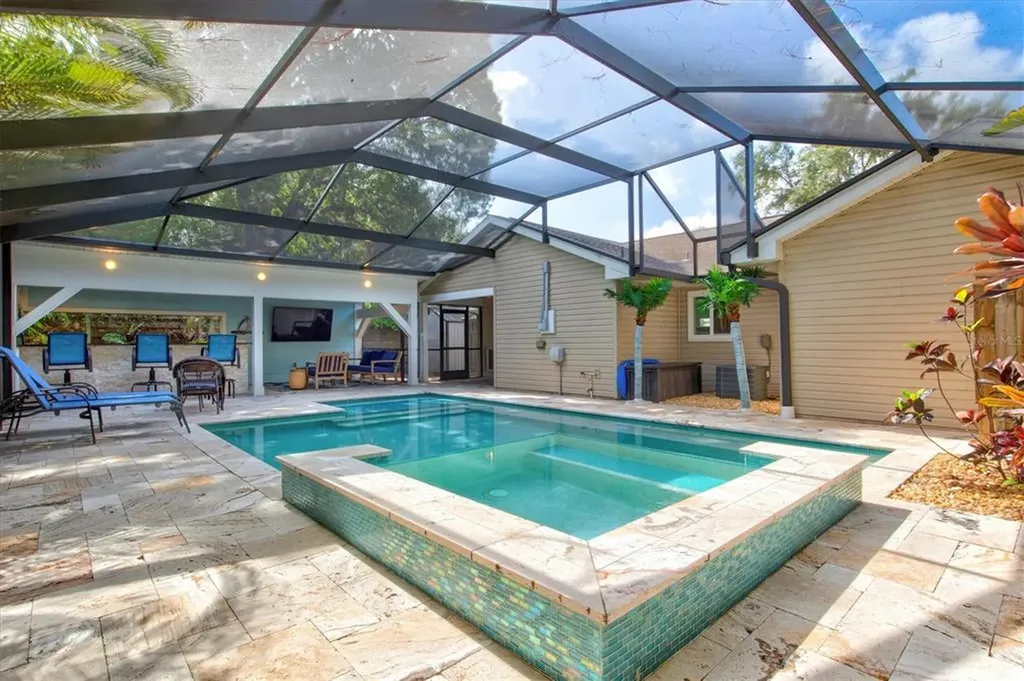 2729 Sydelle Street Sarasota FL 34237