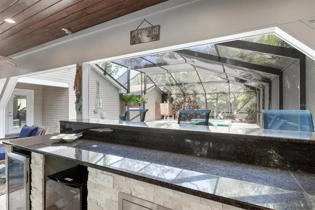 2729 Sydelle Street Sarasota FL 34237