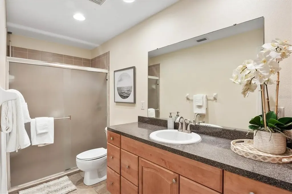 2729 Sydelle Street Sarasota FL 34237
