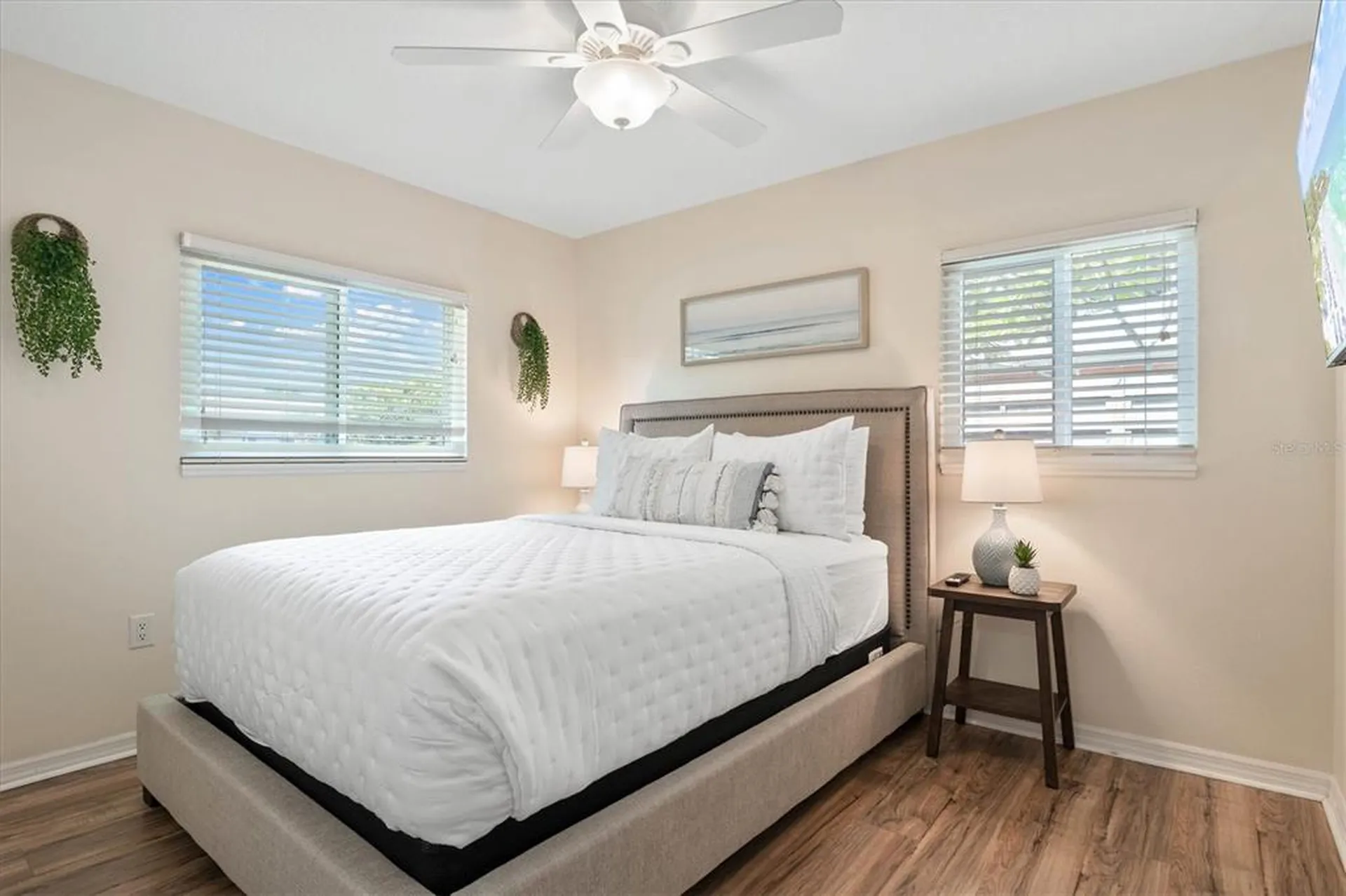 2729 Sydelle Street Sarasota FL 34237