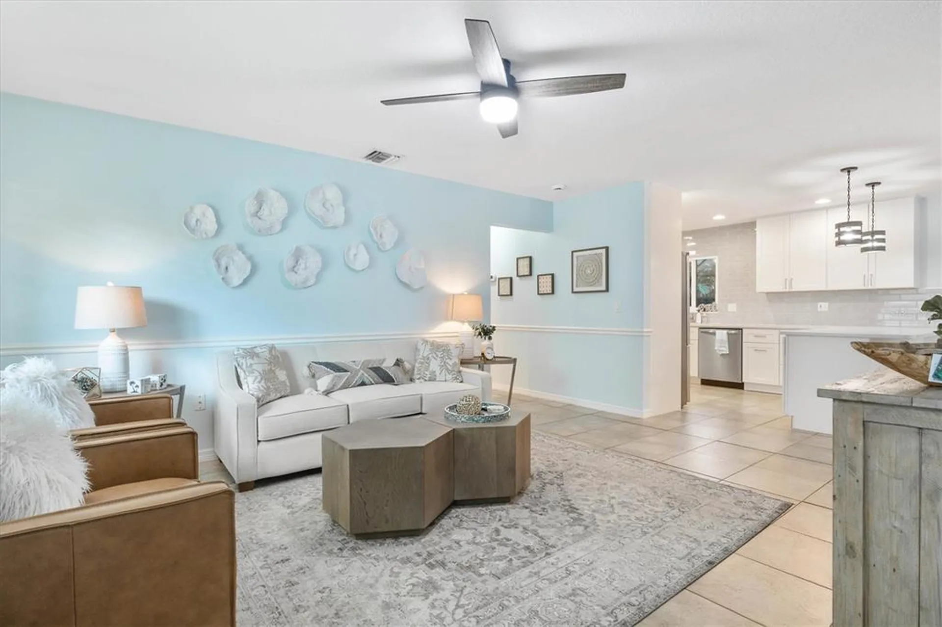 2729 Sydelle Street Sarasota FL 34237