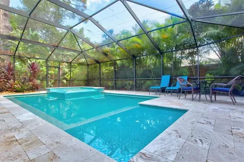 2729 Sydelle Street Sarasota FL 34237