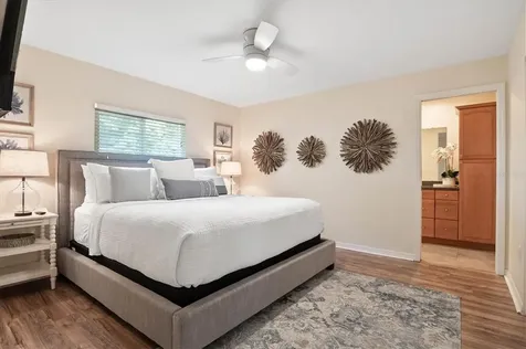 2729 Sydelle Street Sarasota FL 34237