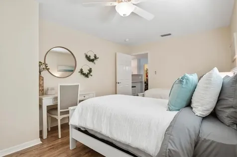 2729 Sydelle Street Sarasota FL 34237