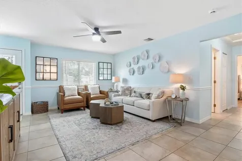 2729 Sydelle Street Sarasota FL 34237