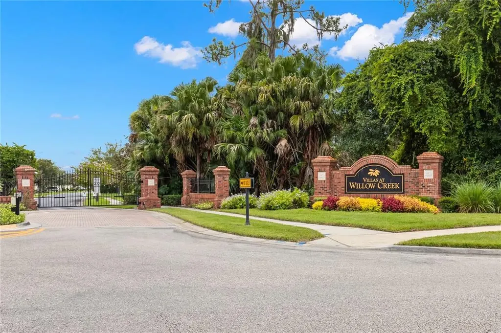 3321 Chapel Creek Circle Wesley Chapel FL 33544