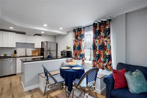 4705 Hollingsworth Avenue Sarasota FL 34233
