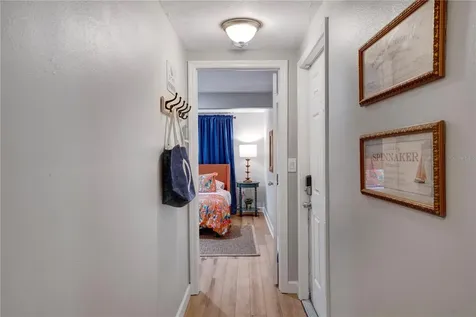 4705 Hollingsworth Avenue Sarasota FL 34233